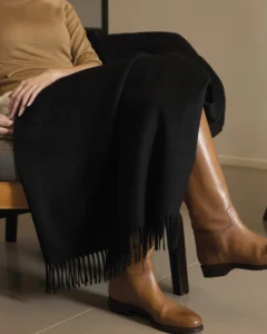 Black pure cashmere